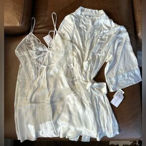 NWT Bridal Satin Wrap and Lingerie